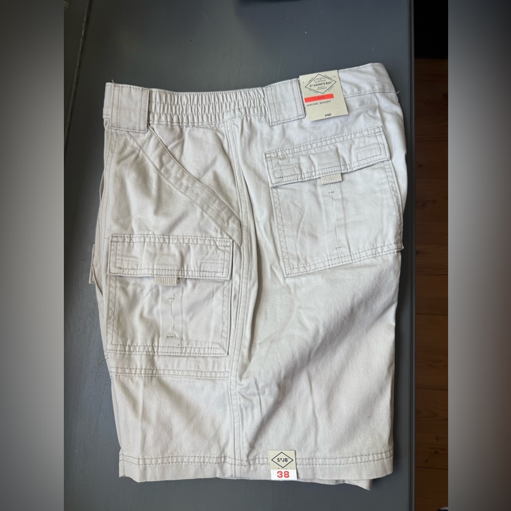 MENS NEW WITH TAGS SJB CARGO HIKING SHORTS 7’ inseam size 38